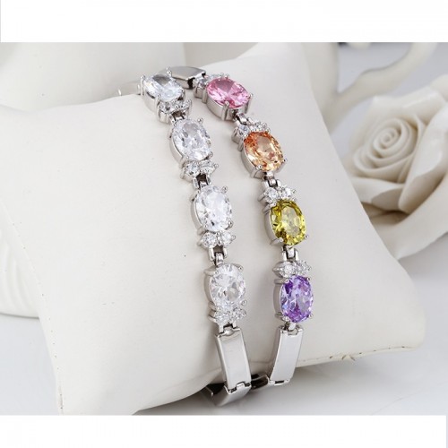 Eleganta rokassprādze ar rodija pārklājumu, rotāta ar BALTU cirkonu